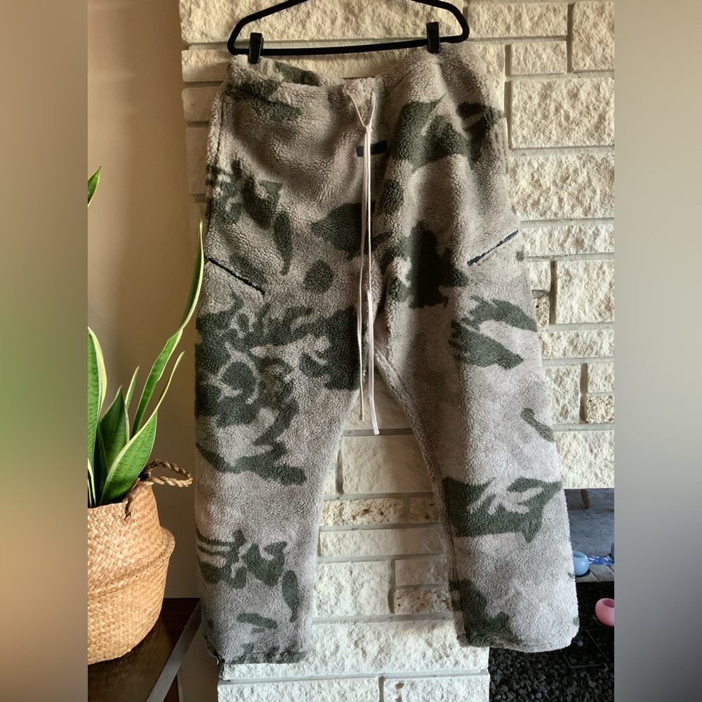 Men’s Essentials Polar Fleece Pant 'Camo' XXL